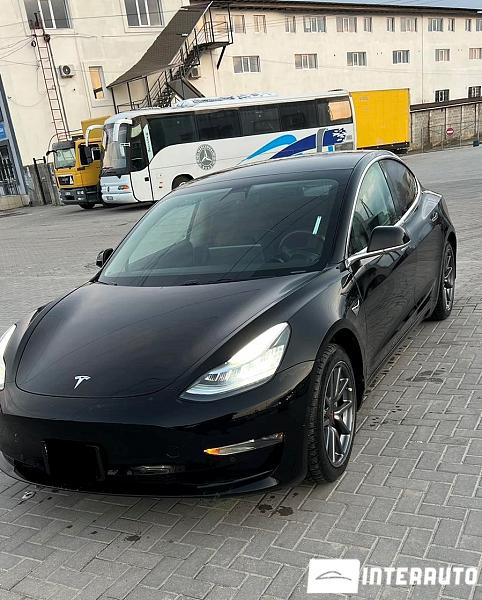 Tesla Model 3 2019