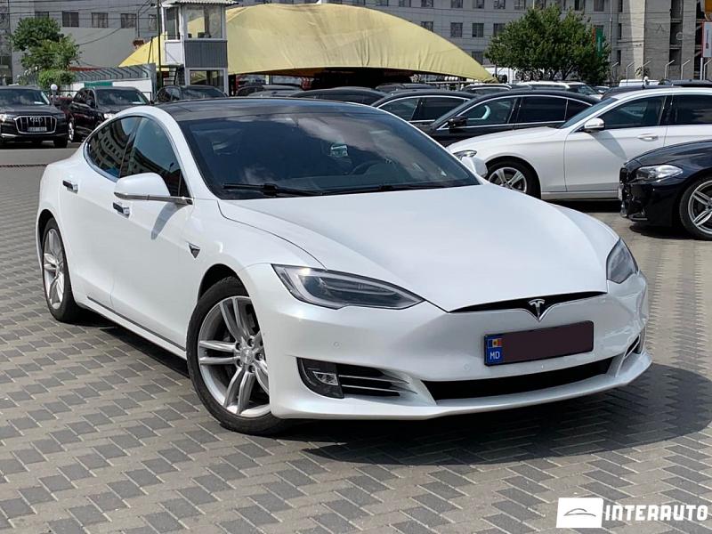 Tesla Model S 2016