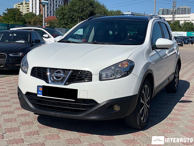 Nissan Qashqai+2 2010