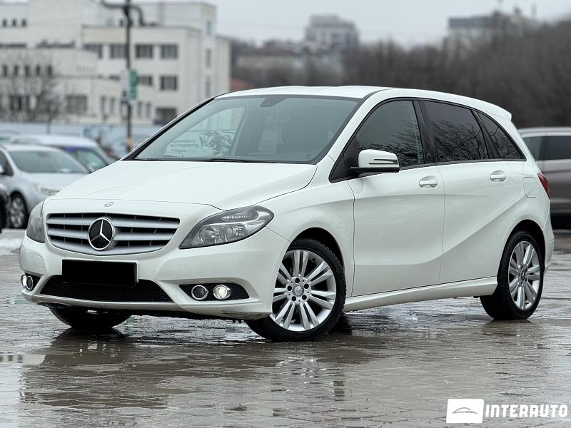Mercedes B 180 2014