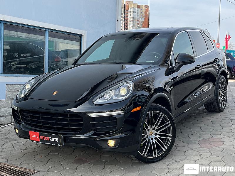 Porsche Cayenne S Hybrid 2016