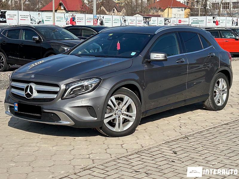 Mercedes GLA 220 2016