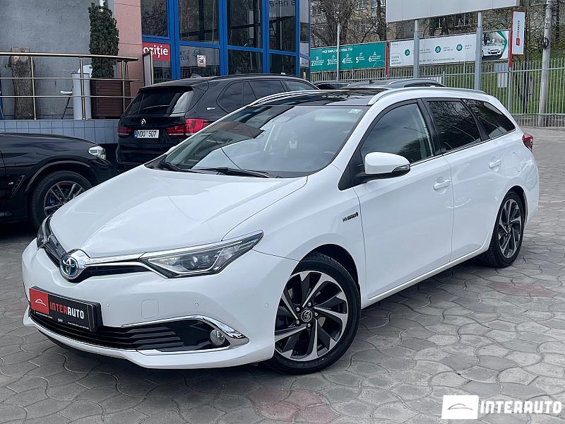 Toyota Auris 2015