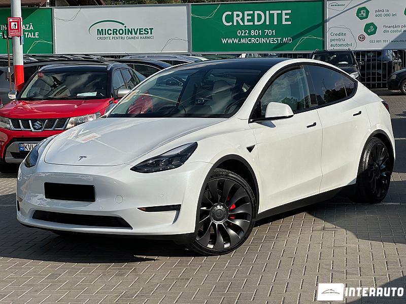 Tesla Model Y 2022