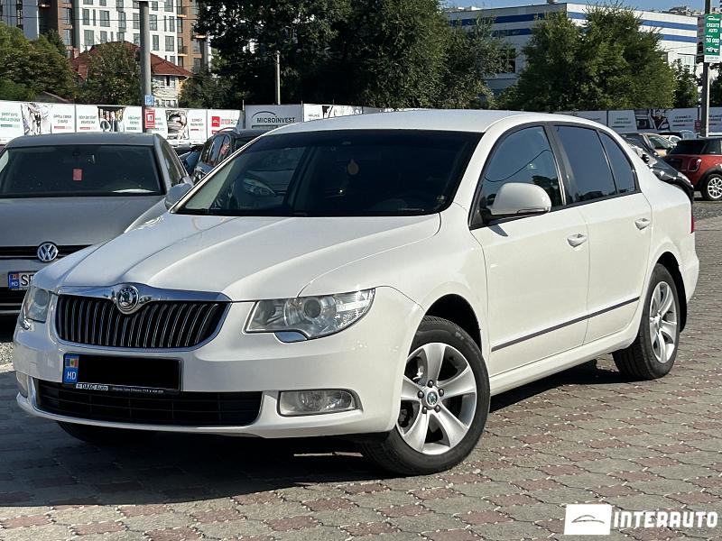 Skoda Superb 2011