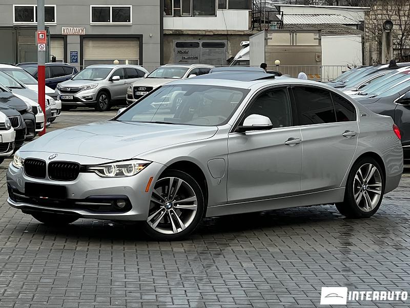 BMW 330E 2017