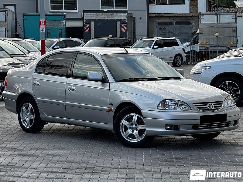 Toyota Avensis 2001