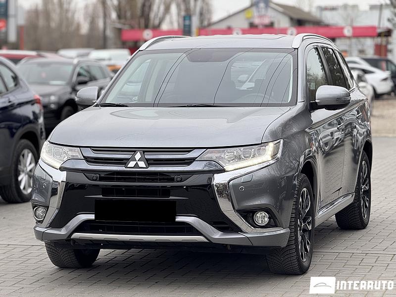 Mitsubishi Outlander 2015