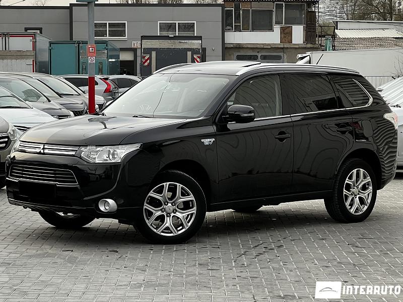 Mitsubishi Outlander 2014