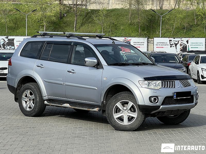 Mitsubishi Pajero Sport 2011