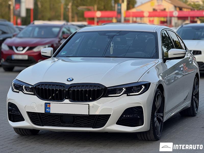 BMW 330 2019