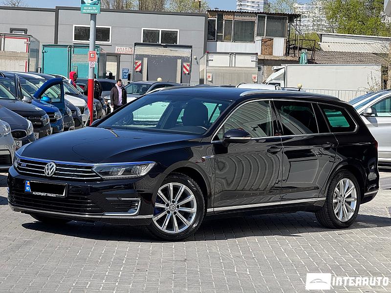 Volkswagen Passat GTE 2015