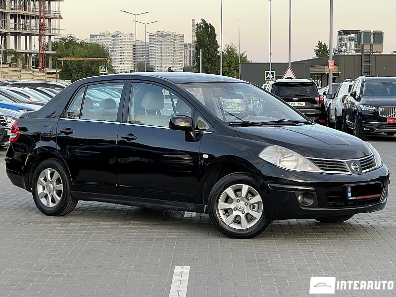 Nissan Tiida 2008