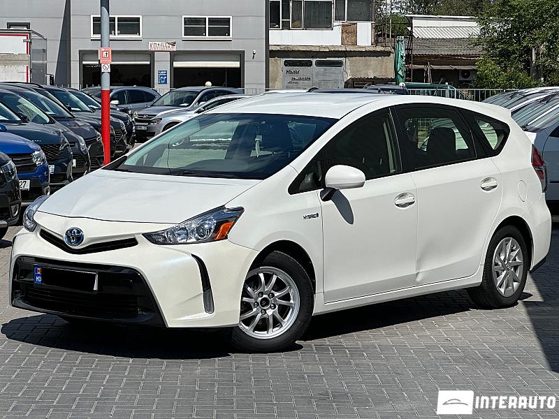 Toyota Prius Plus / V 2015