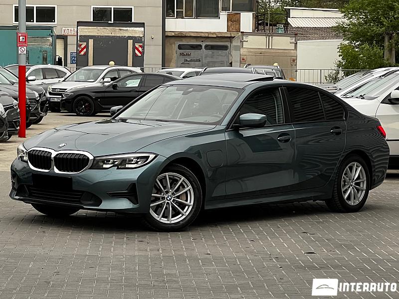 BMW 330E 2019