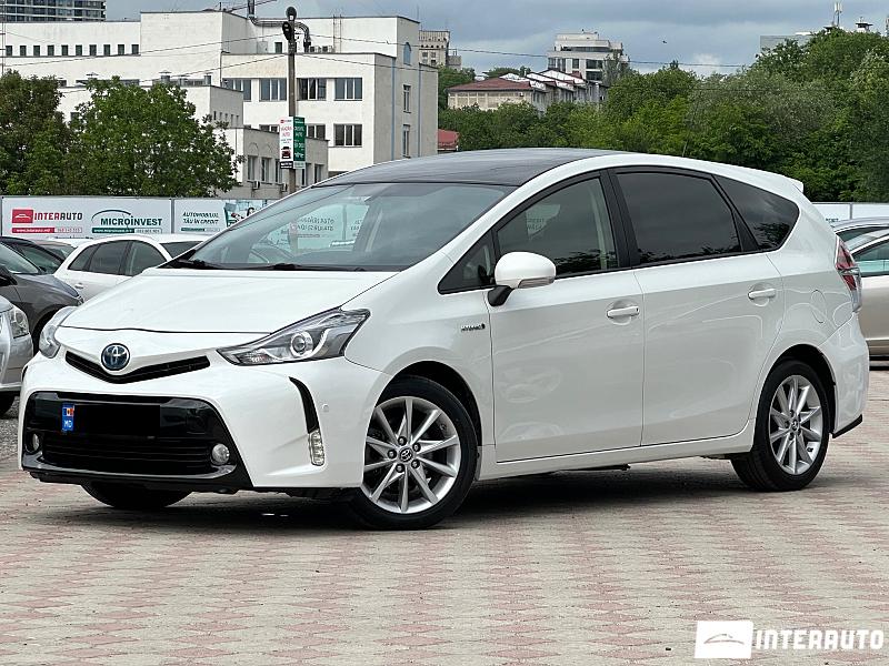 Toyota Prius Plus / V 2015