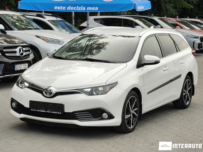 Toyota Auris 2016