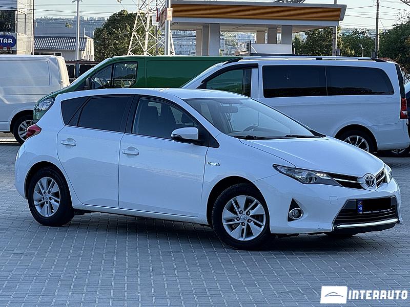 Toyota Auris 2013