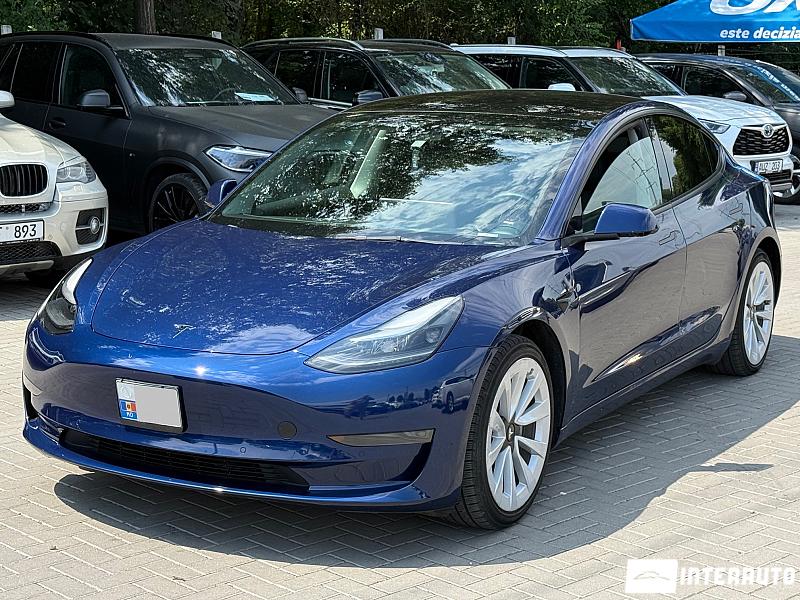 Tesla Model 3 2022
