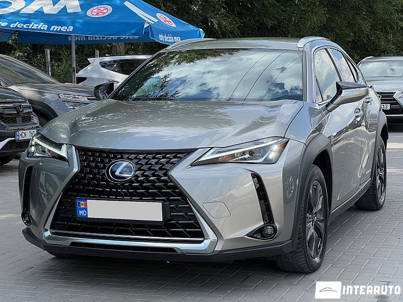 Lexus UX 250h 2021