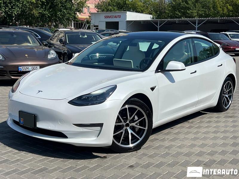Tesla Model 3 2021