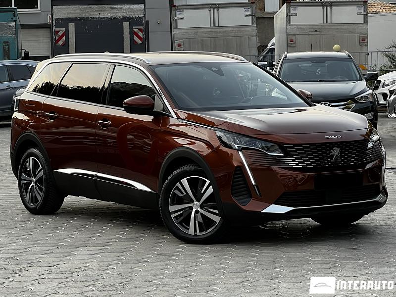 Peugeot 5008 2021