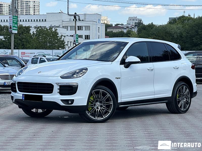 Porsche Cayenne S Hybrid 2016
