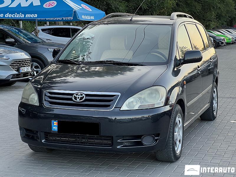 Toyota Avensis Verso 2001