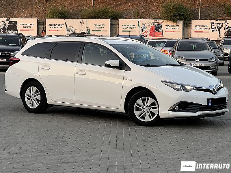 Toyota Auris 2015