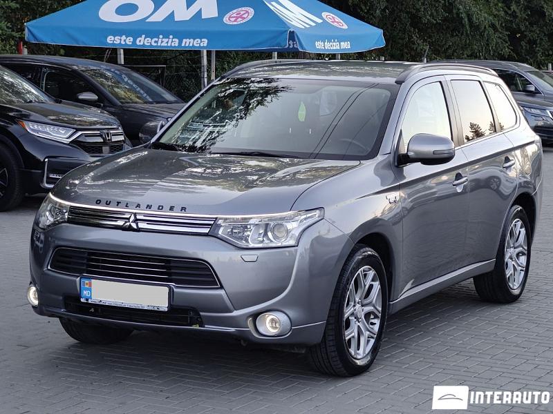 Mitsubishi Outlander 2014
