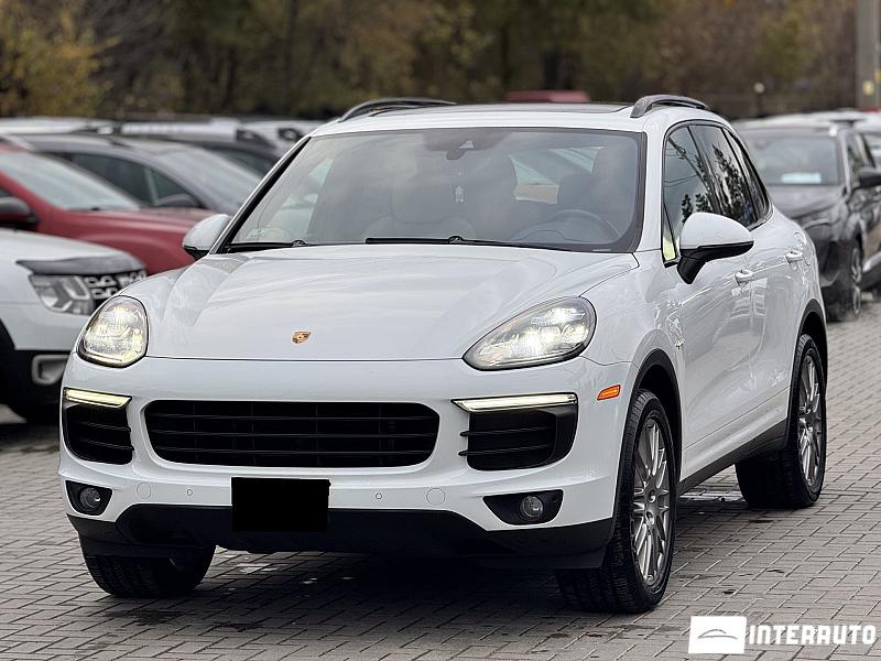 Porsche Cayenne S Hybrid 2016