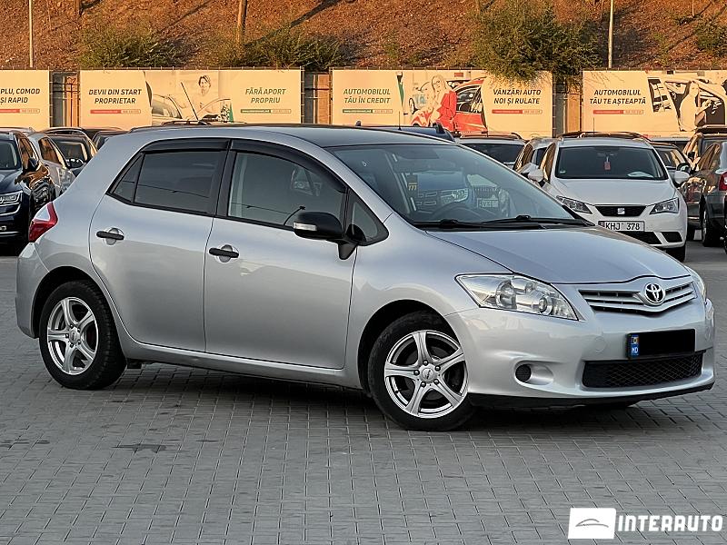 Toyota Auris 2012