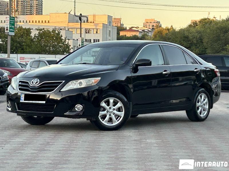 Toyota Camry 2011
