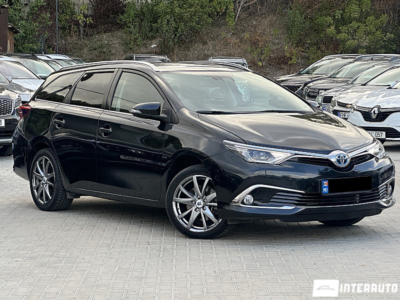 Toyota Auris 2015