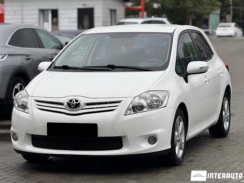 Toyota Auris 2012