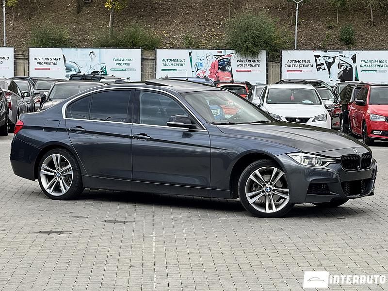 BMW 330 2018