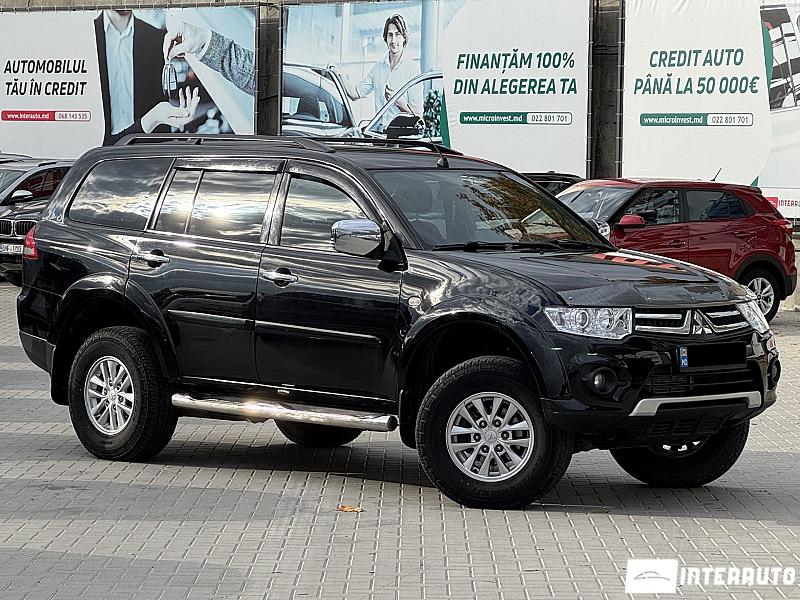 Mitsubishi Pajero Sport 2015