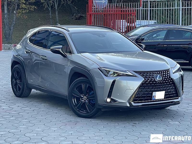 Lexus UX 250h 2021