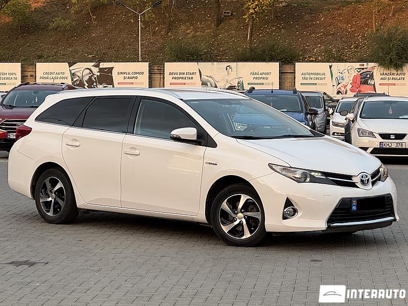 Toyota Auris 2013