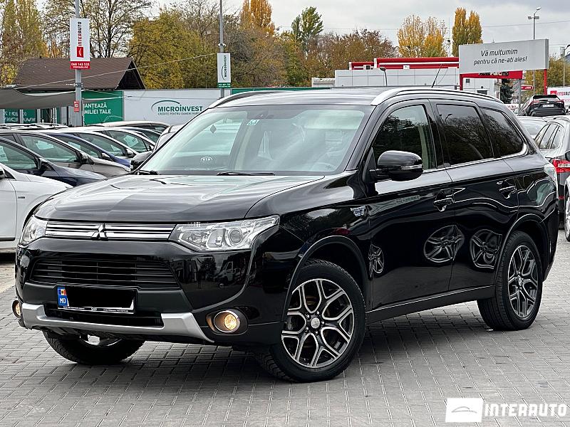 Mitsubishi Outlander 2015