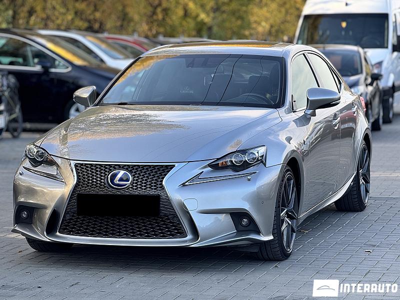 Lexus IS 300h 2013