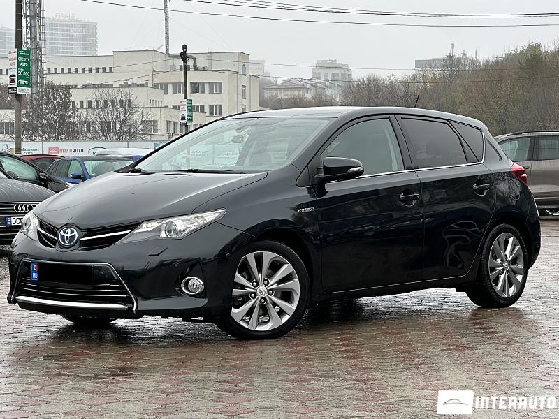 Toyota Auris 2013