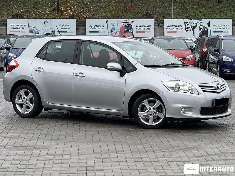 Toyota Auris 2012