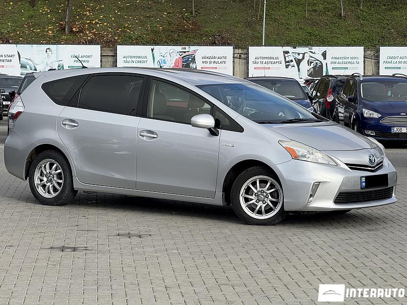 Toyota Prius Plus / V 2012