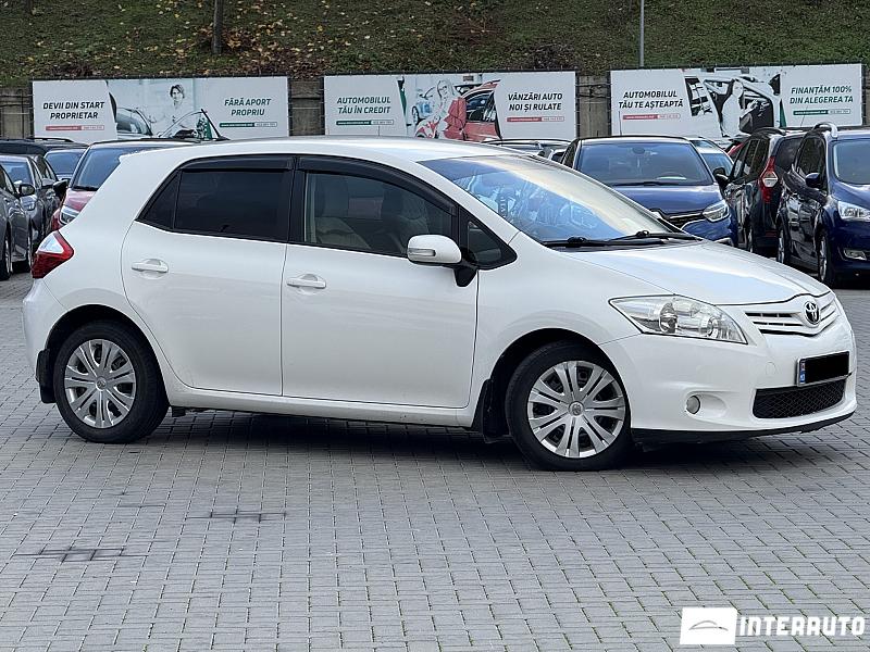 Toyota Auris 2010