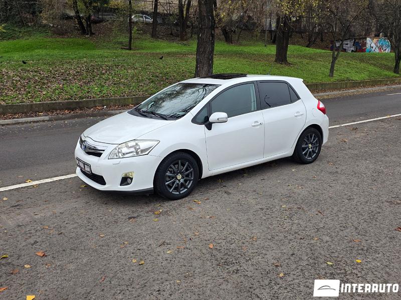 Toyota Auris 2011