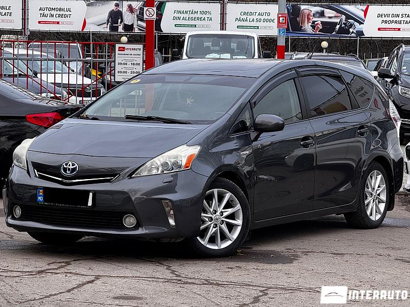 Toyota Prius Plus / V 2012