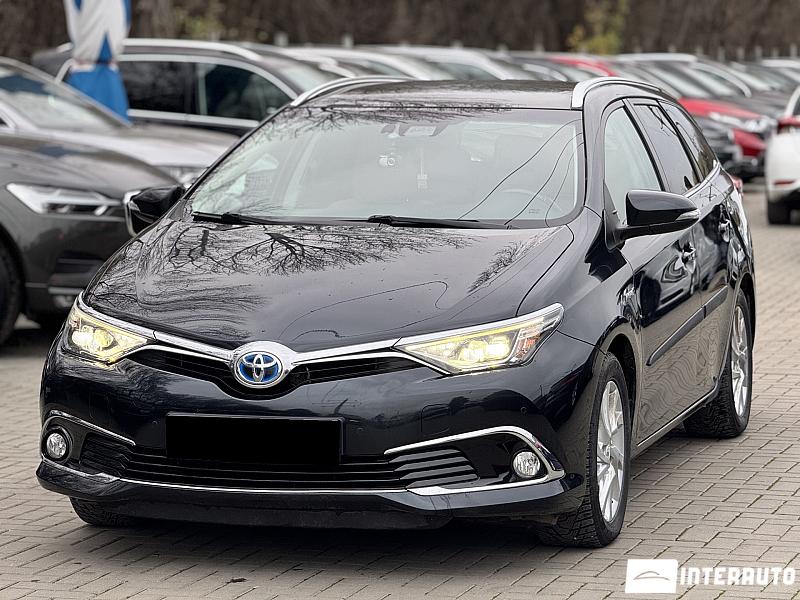 Toyota Auris 2015