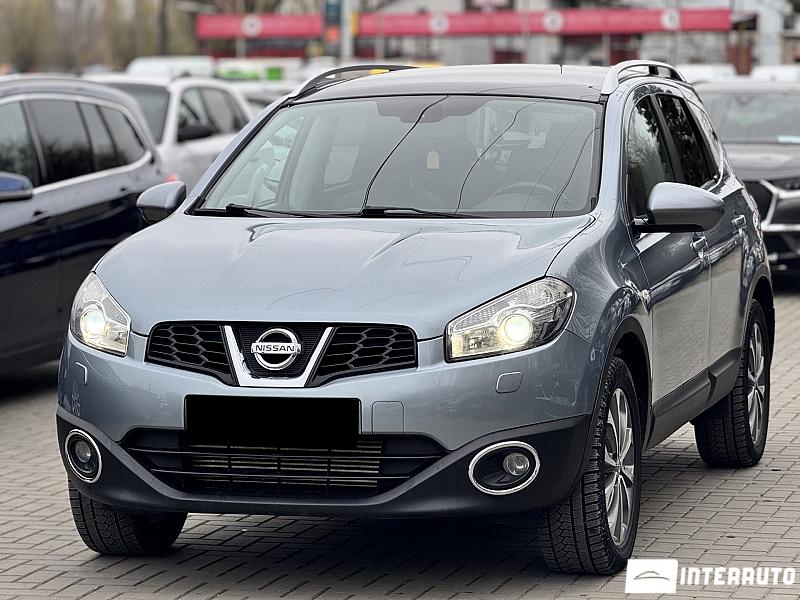 Nissan Qashqai+2 2010