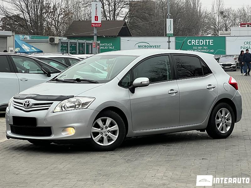 Toyota Auris 2012